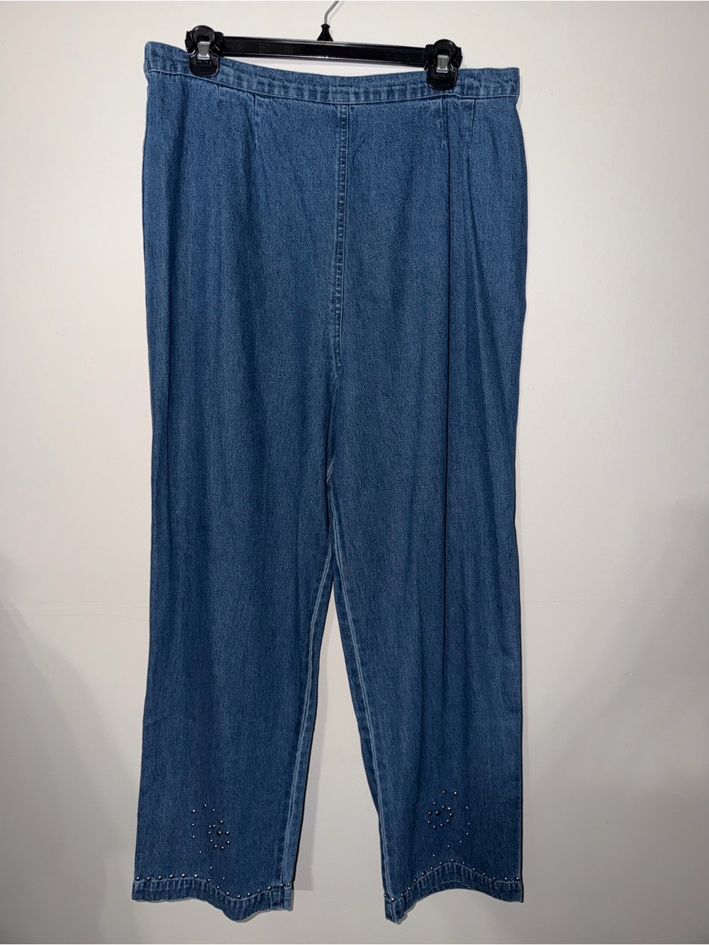 Straight Leg Women's Denim Jeans in Medium Blue with Subtle Hem Detail